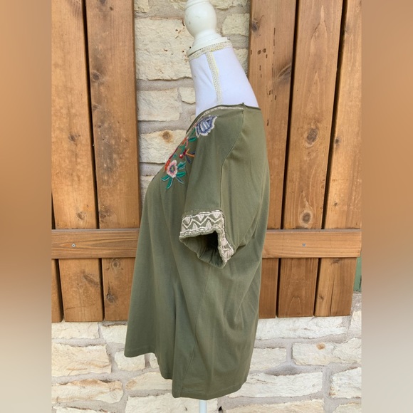 New with tags, Caite blouse - Picture 2 of 4